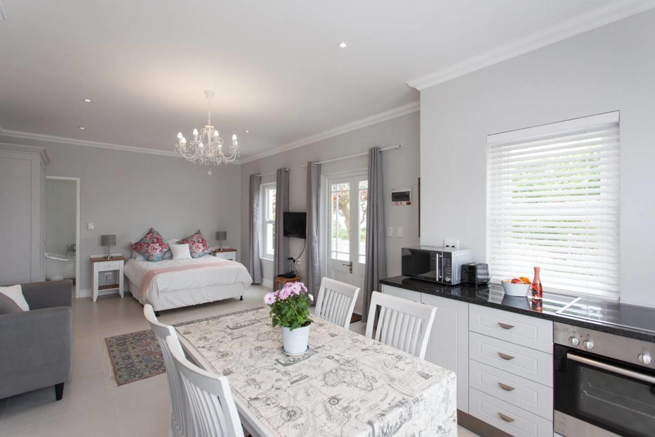 Ferienwohnung Coral Tree Hermanus Exterior foto